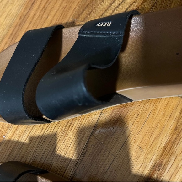 Reef Dual Strap Black and Brown Slides Size 7 - Picture 4 of 4